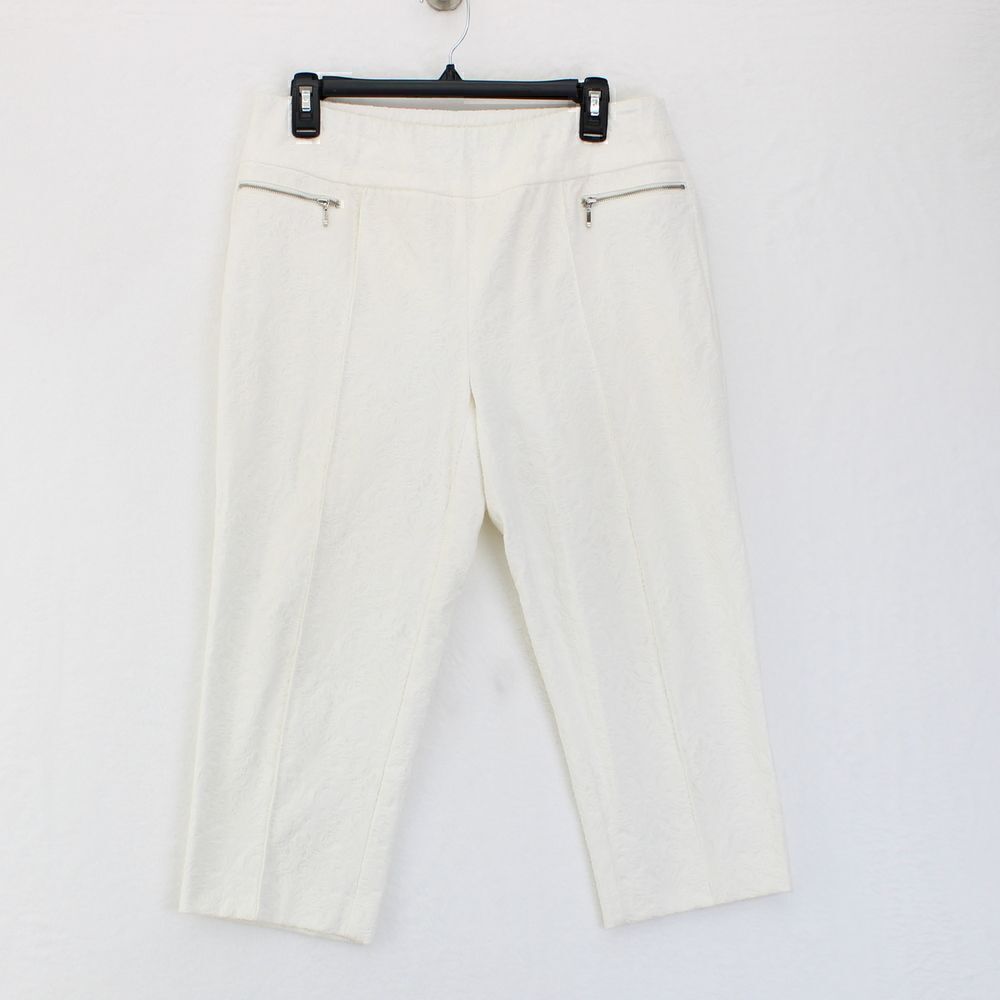 StyleāandāCo.āPetiteāJacquardāCapriāPants